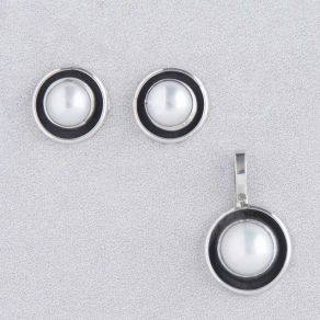 Fresh Water Pearl Earring Set FJE2295