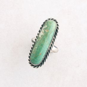 Navajo Handmade Tyrone Turquoise Ring FJR2422