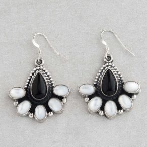 Native American Handmade Black Onyx & Mother of Pearl Cluster Earrings FJE1972